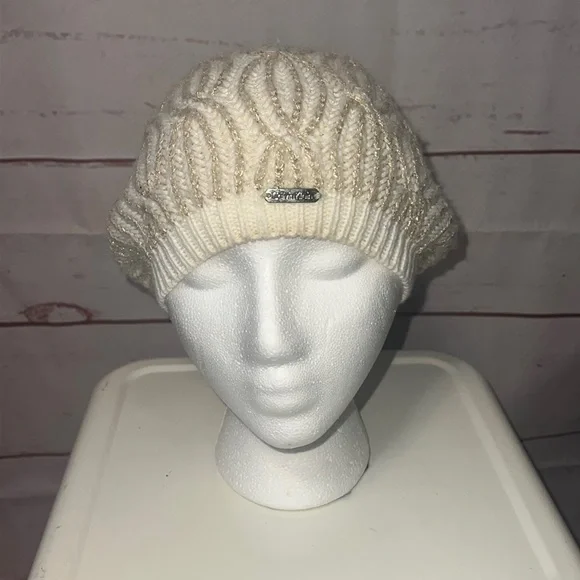 *SOLD ON DEPOP Calvin Klein cream and gold signature knit beanie hat - Picture 2 of 7